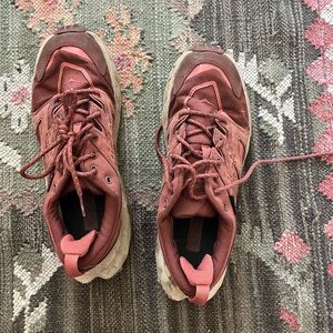 USED hoka Anacapa Low Gtx W Cherry Mahogany / Hot Sauce